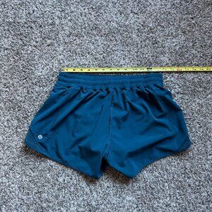 Lululemon Hotty Hot Short II 4" Low Rise Size 10